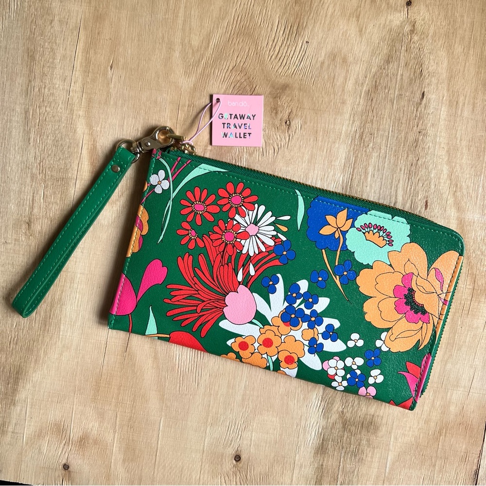 NWT ban.so Getaway Travel Wallet in Emerald Super Bloom